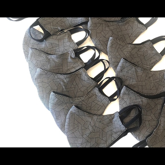 Gray and black Face Mask UNISEX - Picture 2 of 2